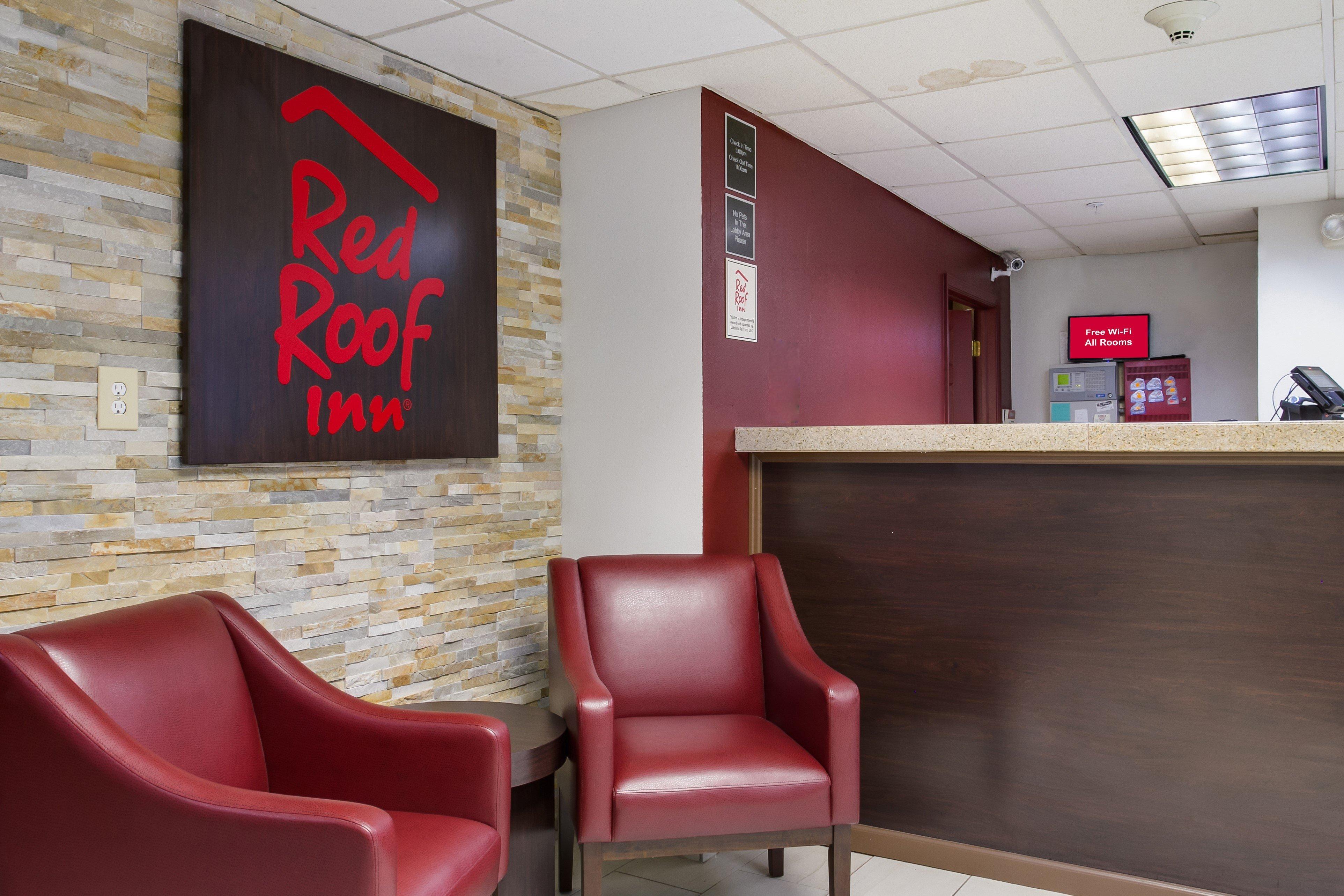 Red Roof Inn York Downtown Екстериор снимка