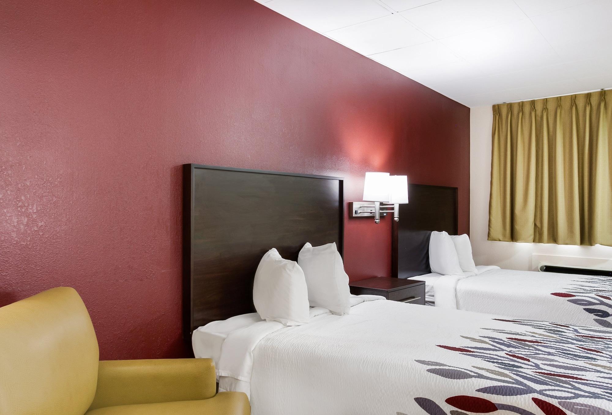 Red Roof Inn York Downtown Екстериор снимка